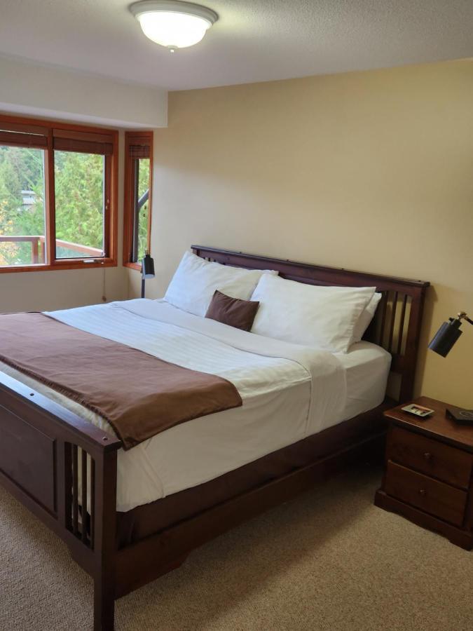 Sunshine Coast Resort Madeira Park Eksteriør billede
